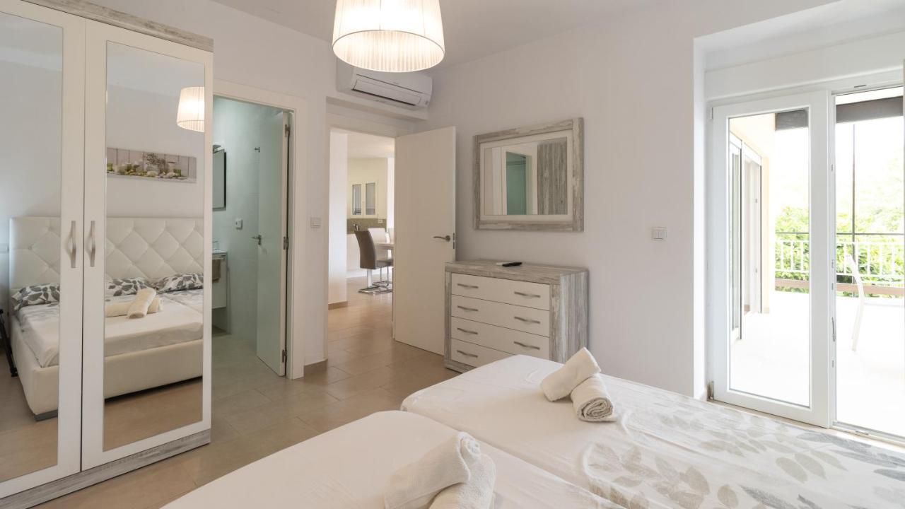 Modern 2 Bedroom Apartment 100 M From The Beach Γιαβέα Εξωτερικό φωτογραφία